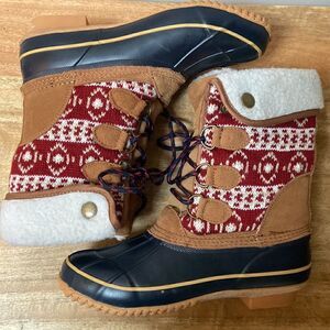 Khombu Maya Cold Weather Duck Boots Red / Navy Size 7M New